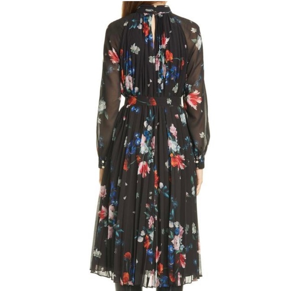 Ted Baker: High Collar, Pleated Floral Dress (Ted Size 1) - Picture 7 of 8